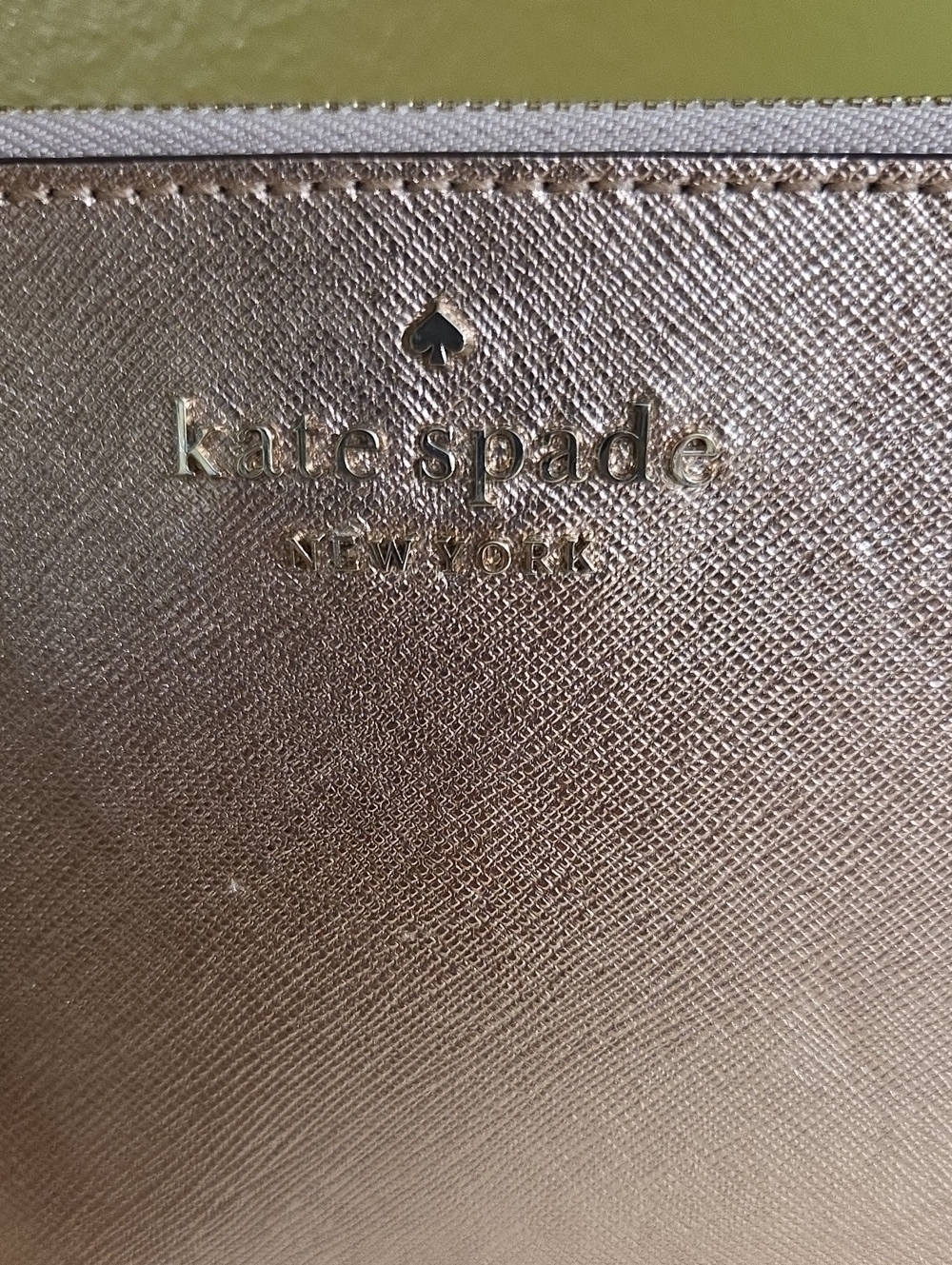 NWOT kate spade Metallic Rose Gold Wristlet Clutch - Picture 2 of 9